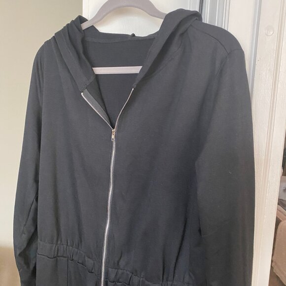 Black Long-Sleeve Hooded Zip-Up Jumpsuit with Cinched Ankles | Size XL - Picture 6 of 7